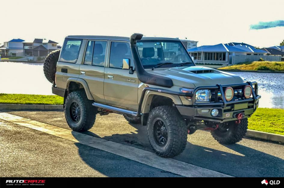 TOYOTA LANDCRUSIER SLEDGE MATTE BLACK